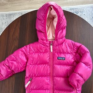 Patagonia Baby Hi-Loft Down Sweater Hoody, Pink, 2T (runs big)